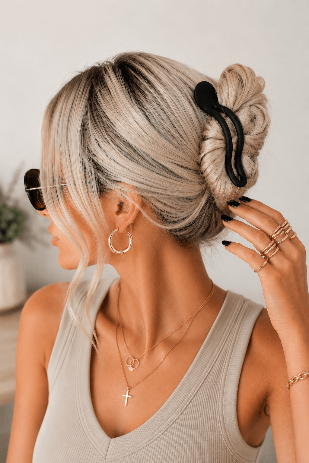 Neutral curved flat hair clips in matte tones — best everyday clean girl hair clip on Amazon